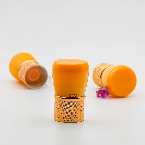 厂家生产镀金花纹平顶塑料瓶盖顶部可烫印LOGO颜色支持制作酒瓶盖